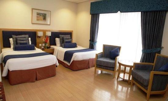Park Lane Hotel Lahore Bagian luar foto