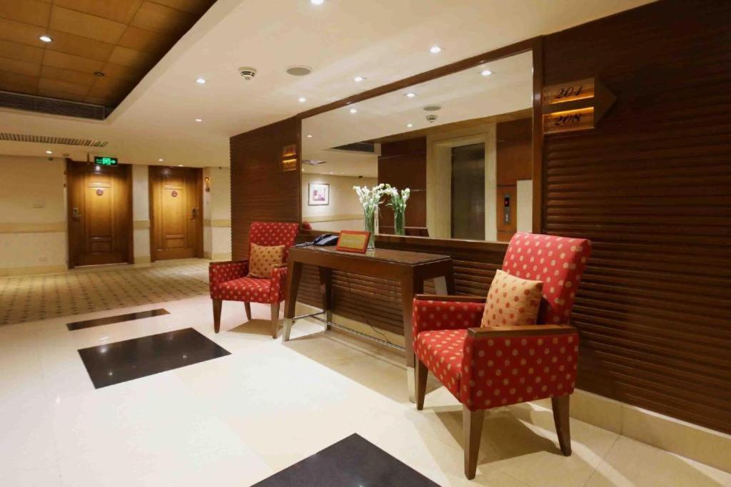 Park Lane Hotel Lahore Bagian luar foto