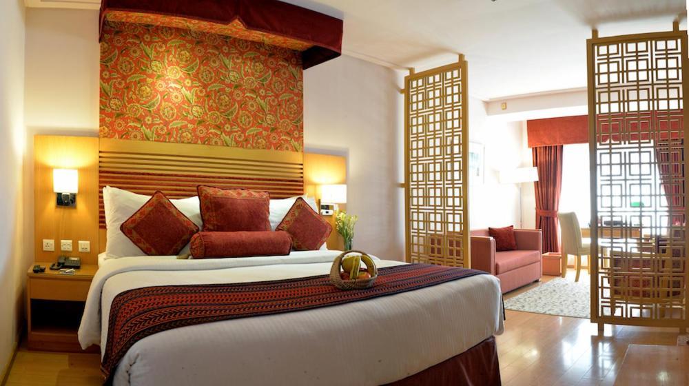 Park Lane Hotel Lahore Bagian luar foto