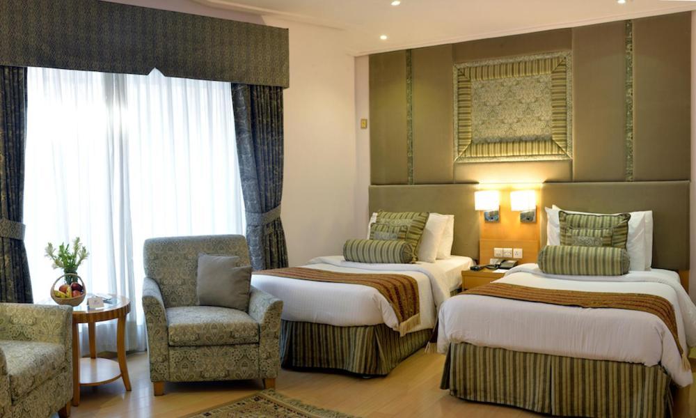 Park Lane Hotel Lahore Bagian luar foto
